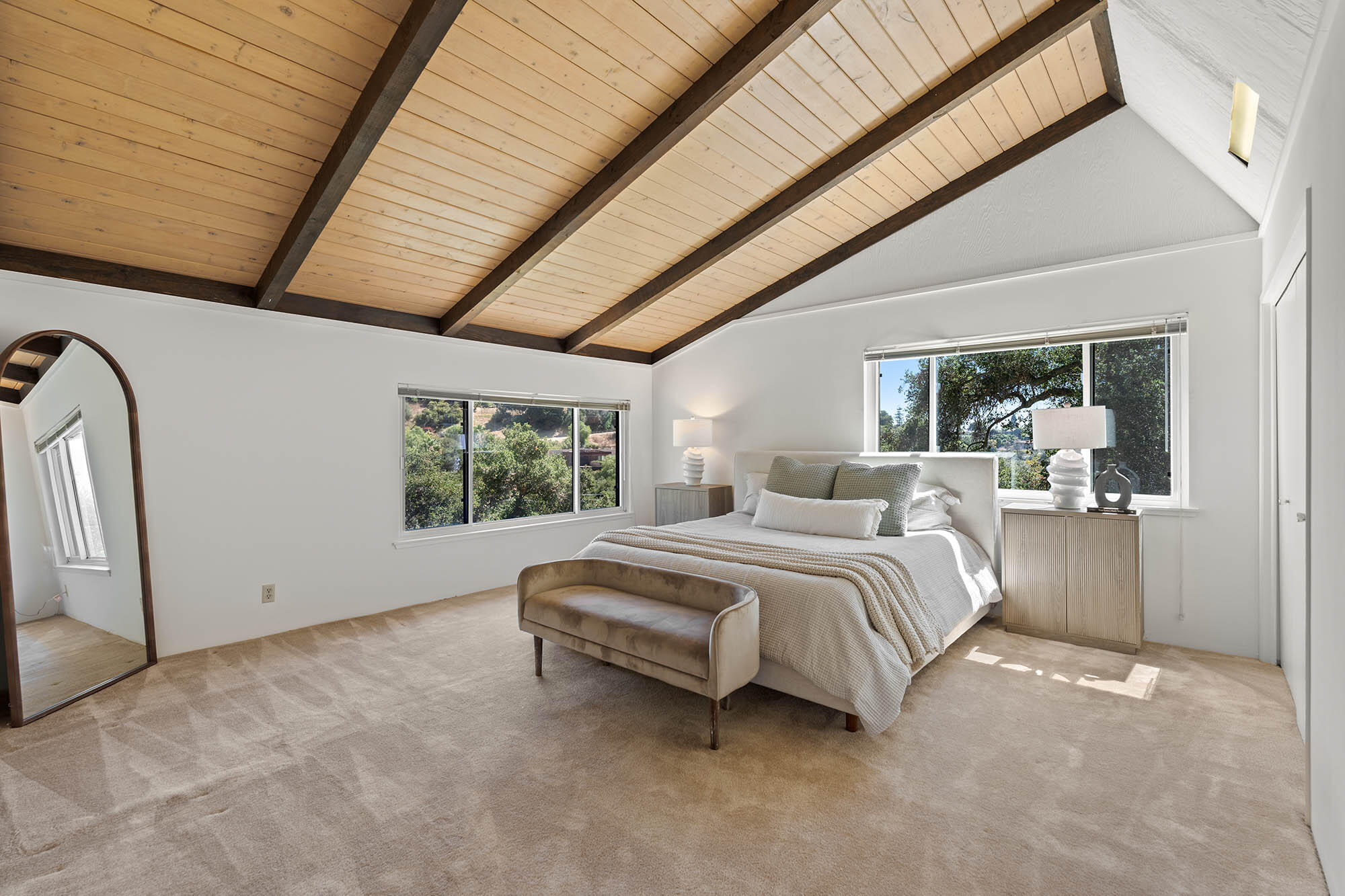 1133 Palomino Road Santa Barbara, CA 93105 - Photo 32 of 57 Upper bedroom - 1133 Palomino Rd