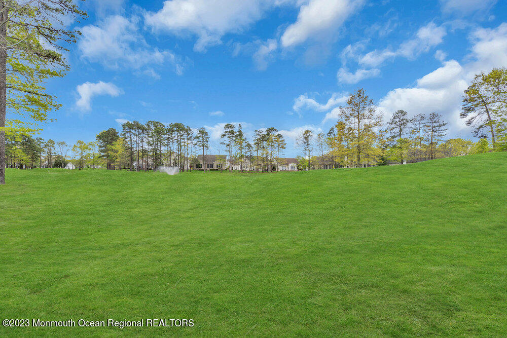 10 Crooked Stick Road Jackson, NJ 08527 - Photo 35 of 52 a view of a city