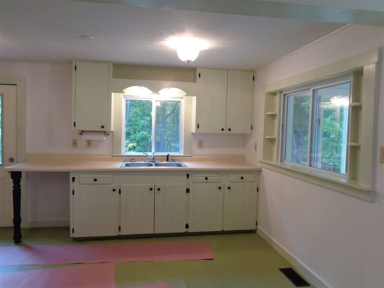 86 Wiggin Road Danbury, NH 03230 - Photo 2 of 17