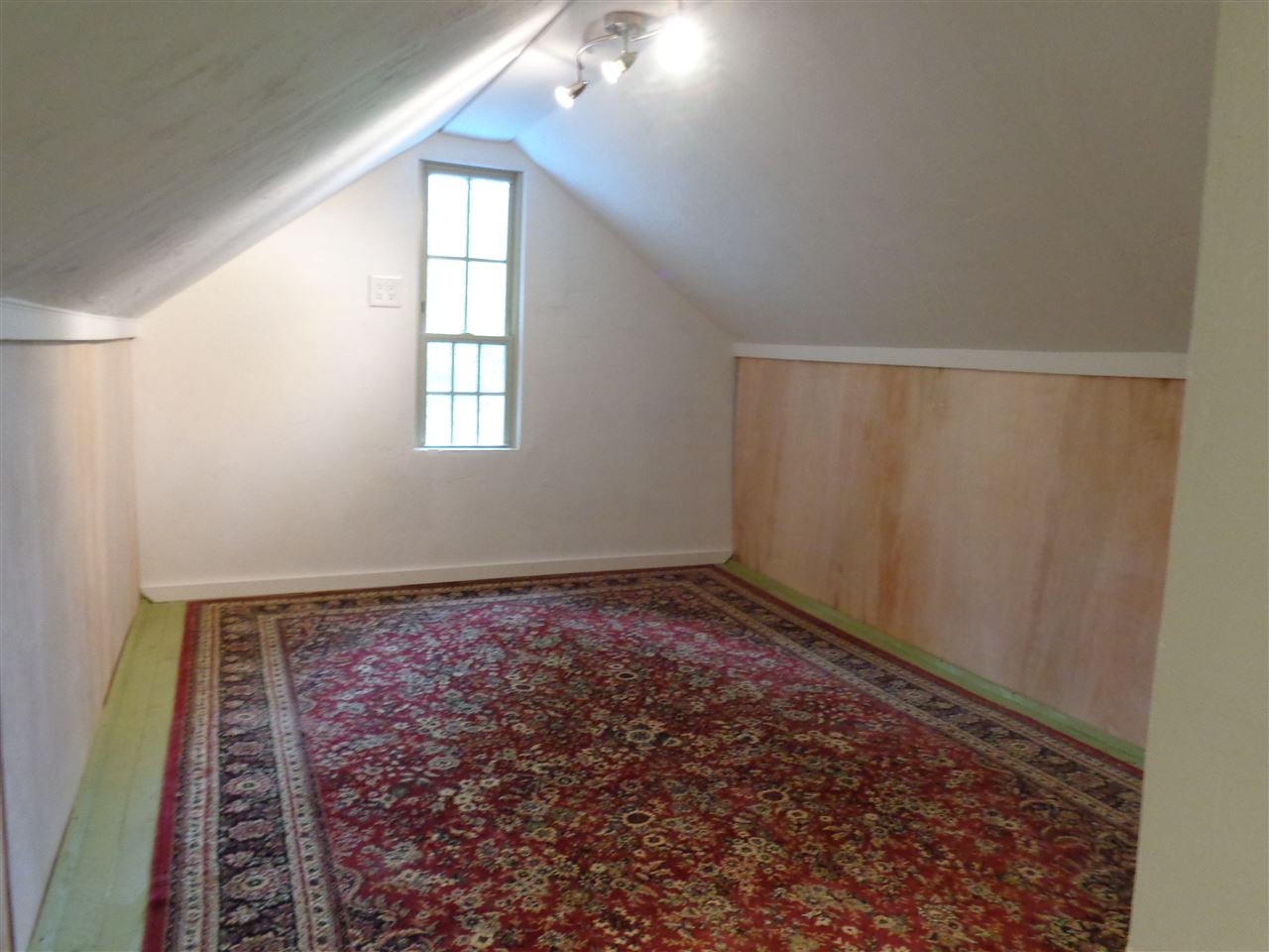 86 Wiggin Road Danbury, NH 03230 - Photo 13 of 17