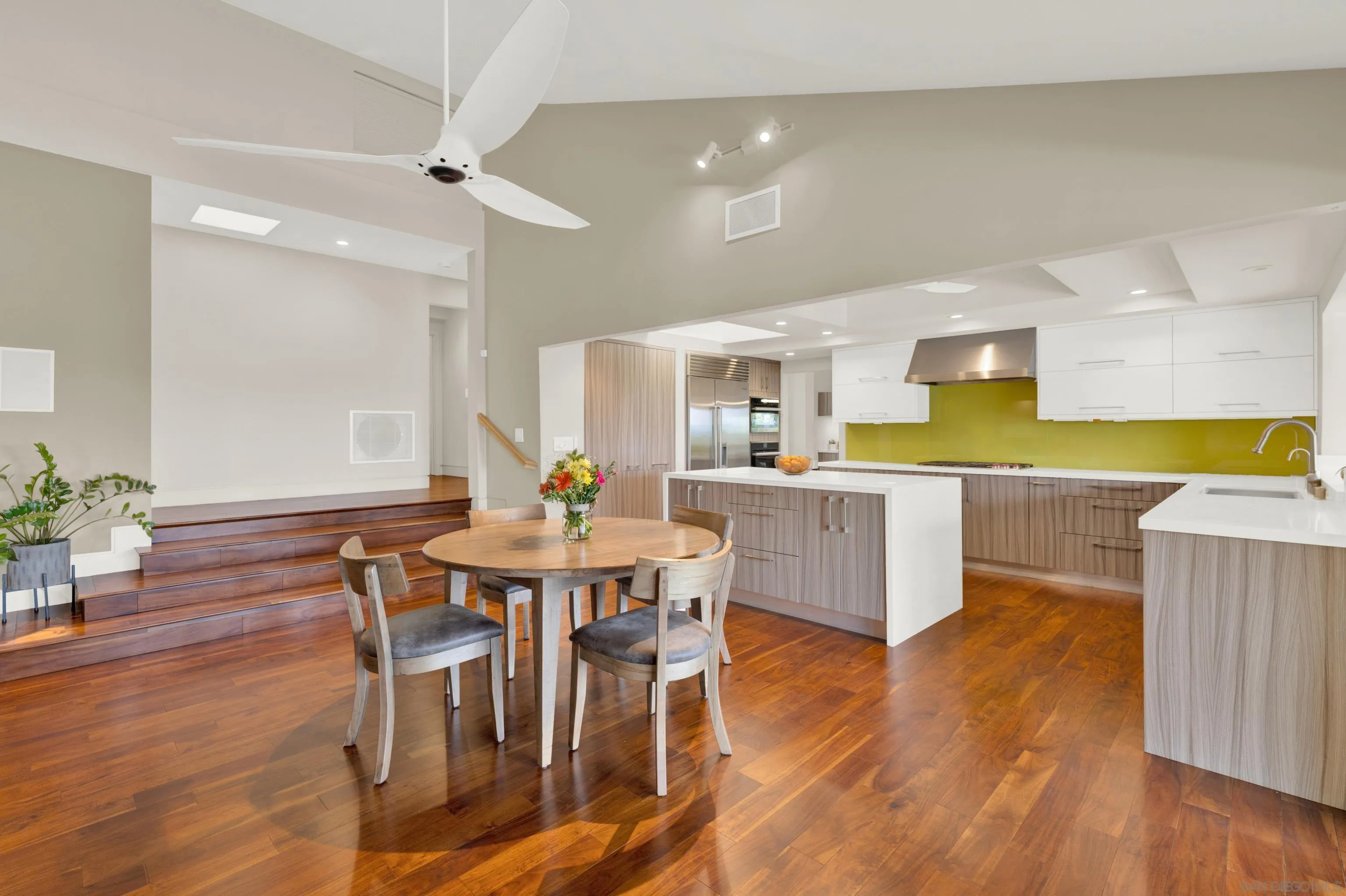 16117 Martincoit Road Poway, CA 92064 - Photo 19 of 73 Gallery Image 19