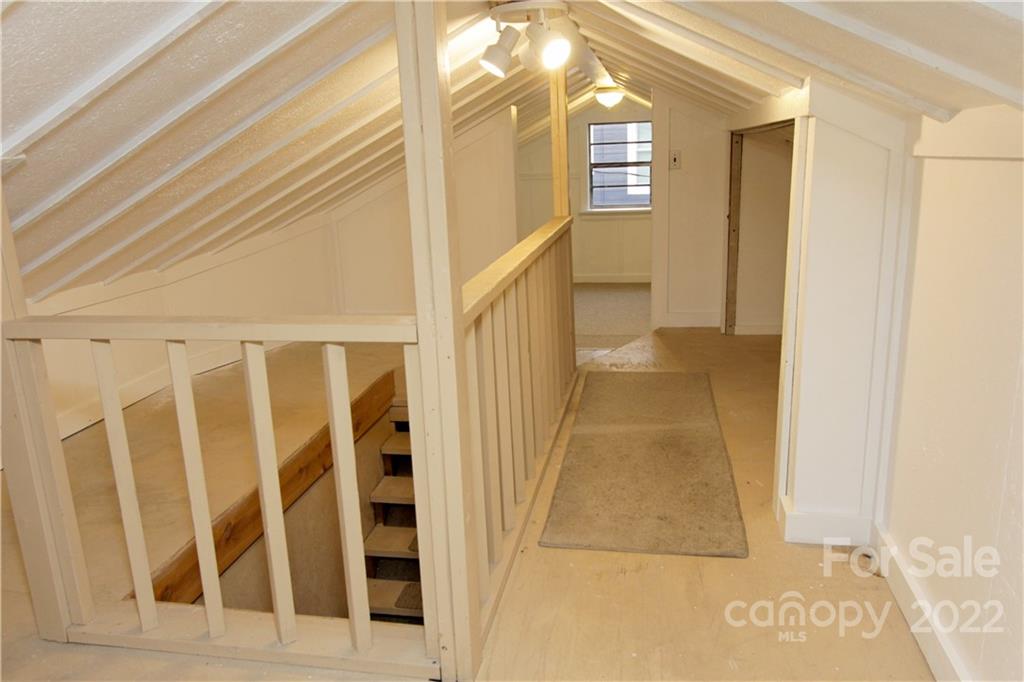 203 Brevard Road Asheville, NC 28806 - Photo 11 of 29 Gallery Image 11