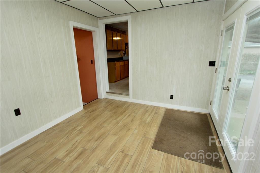 203 Brevard Road Asheville, NC 28806 - Photo 15 of 29 Gallery Image 15