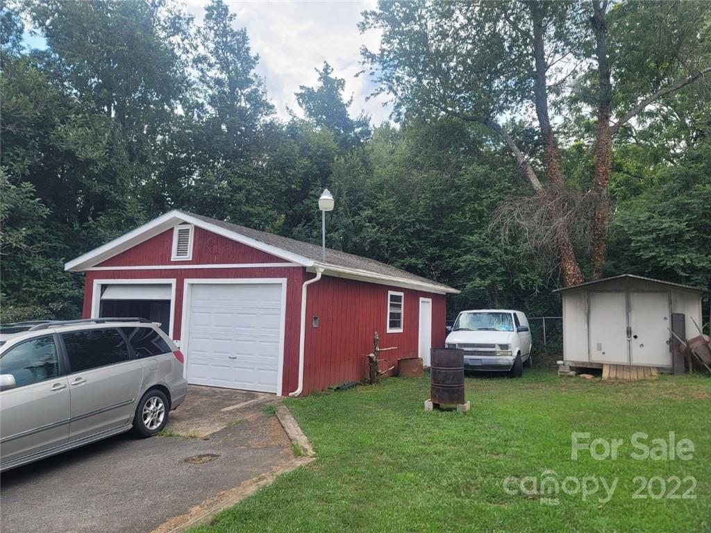203 Brevard Road Asheville, NC 28806 - Photo 23 of 29 Gallery Image 23
