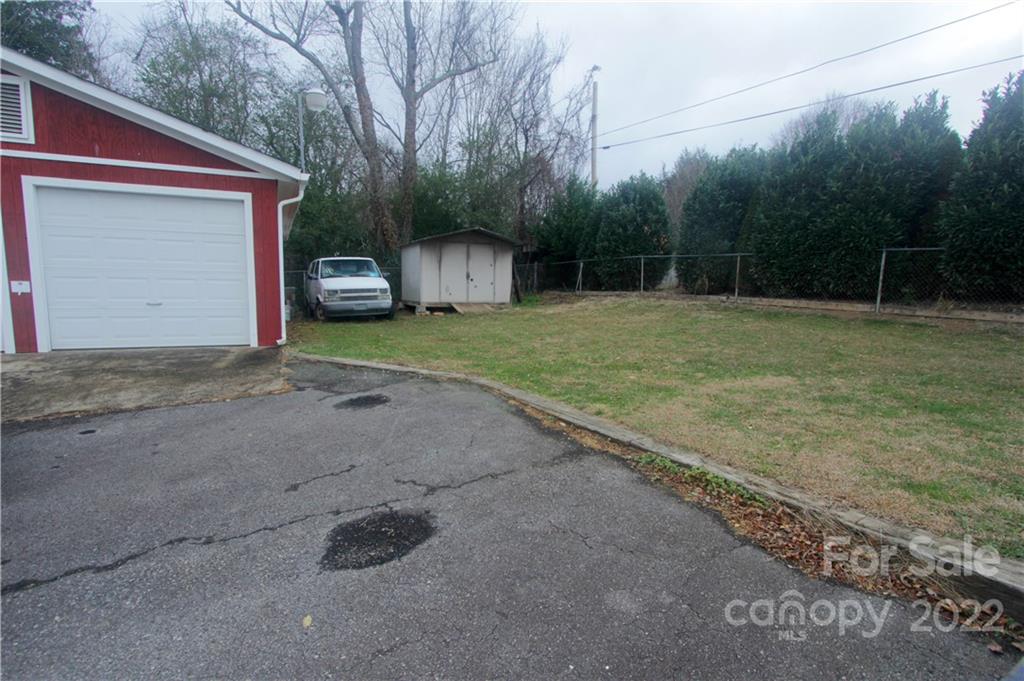 203 Brevard Road Asheville, NC 28806 - Photo 24 of 29 Gallery Image 24