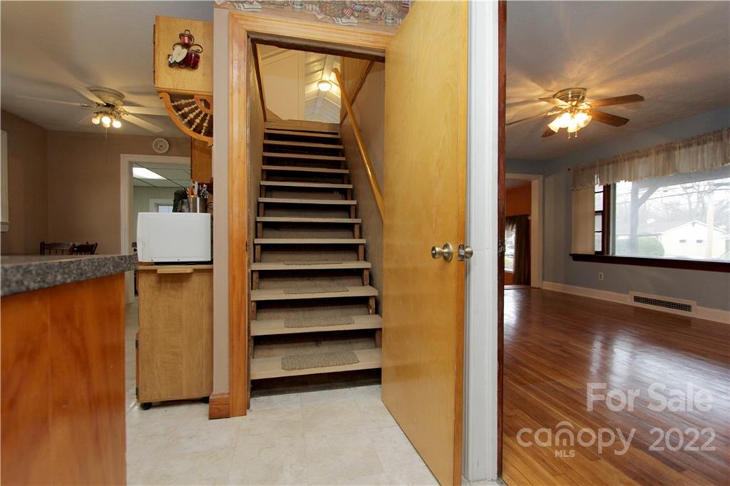 203 Brevard Road Asheville, NC 28806 - Photo 10 of 29 Gallery Image 10