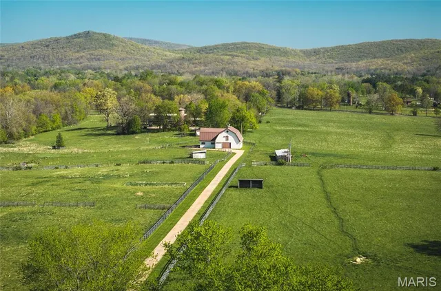 $3,900,000 | 260 Kentucky Derby Lane, Arcadia, MO 63621