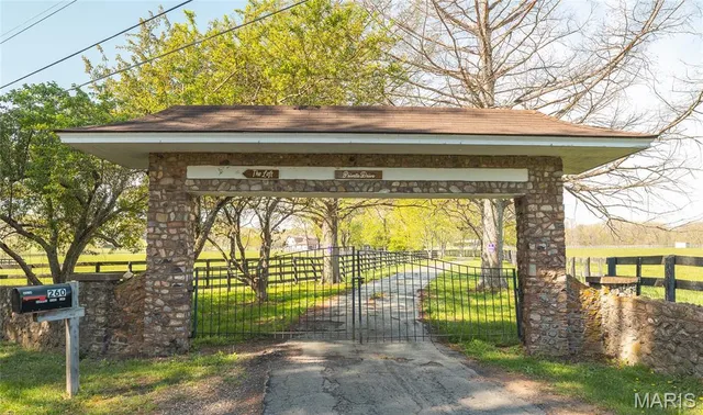 $3,900,000 | 260 Kentucky Derby Lane, Arcadia, MO 63621