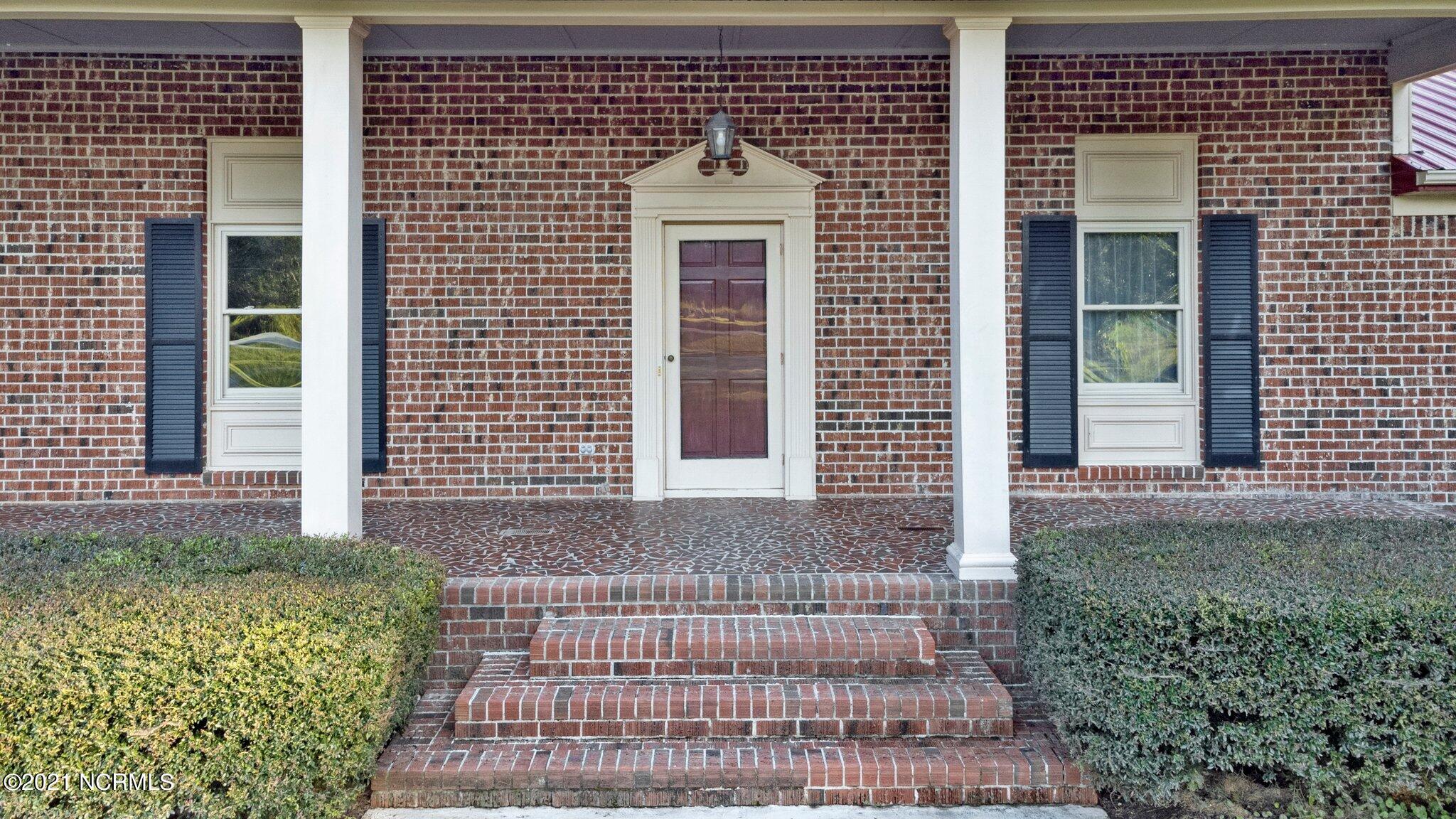 2540 Aurora Road Ernul, NC 28527 - Photo 15 of 42 40-web-or-mls-DJI_0056