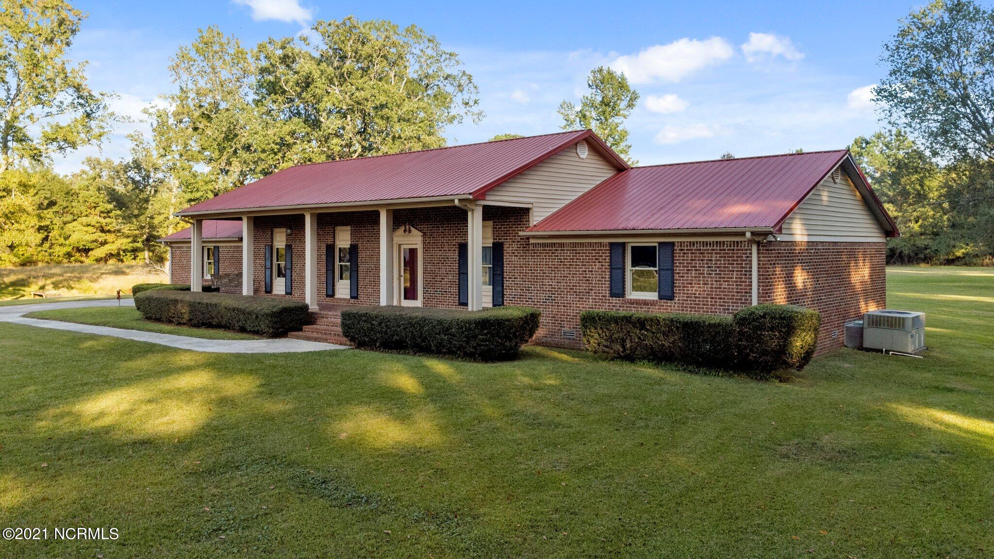 2540 Aurora Road Ernul, NC 28527 - Photo 2 of 42 27-web-or-mls-DJI_0043