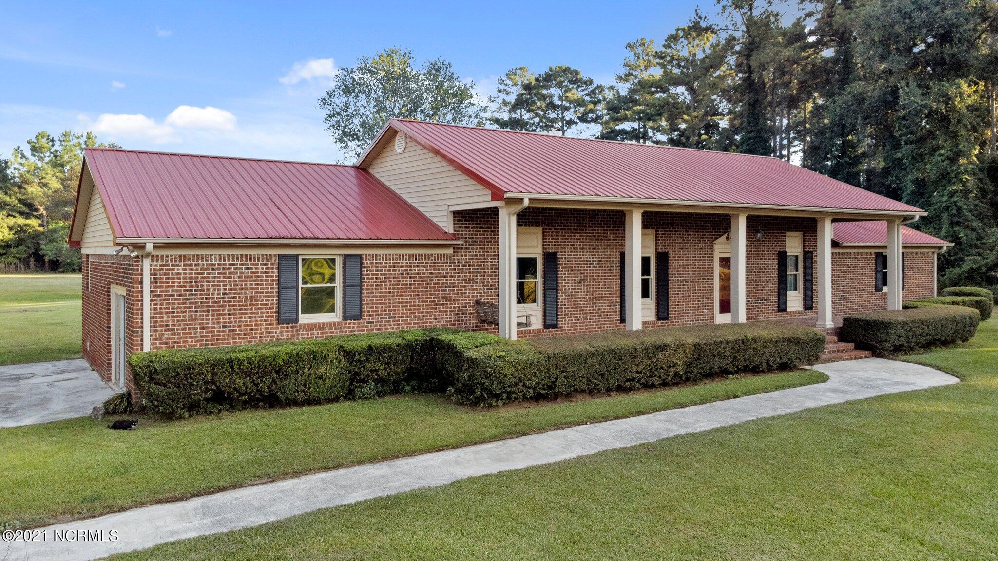 2540 Aurora Road Ernul, NC 28527 - Photo 3 of 42 28-web-or-mls-DJI_0044