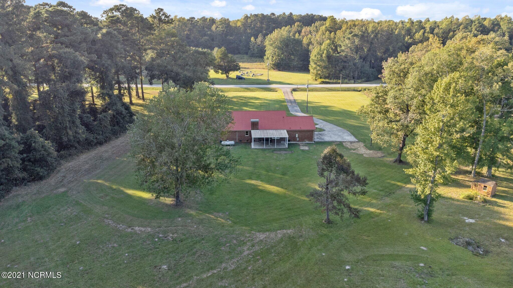 2540 Aurora Road Ernul, NC 28527 - Photo 6 of 42 35-web-or-mls-DJI_0051