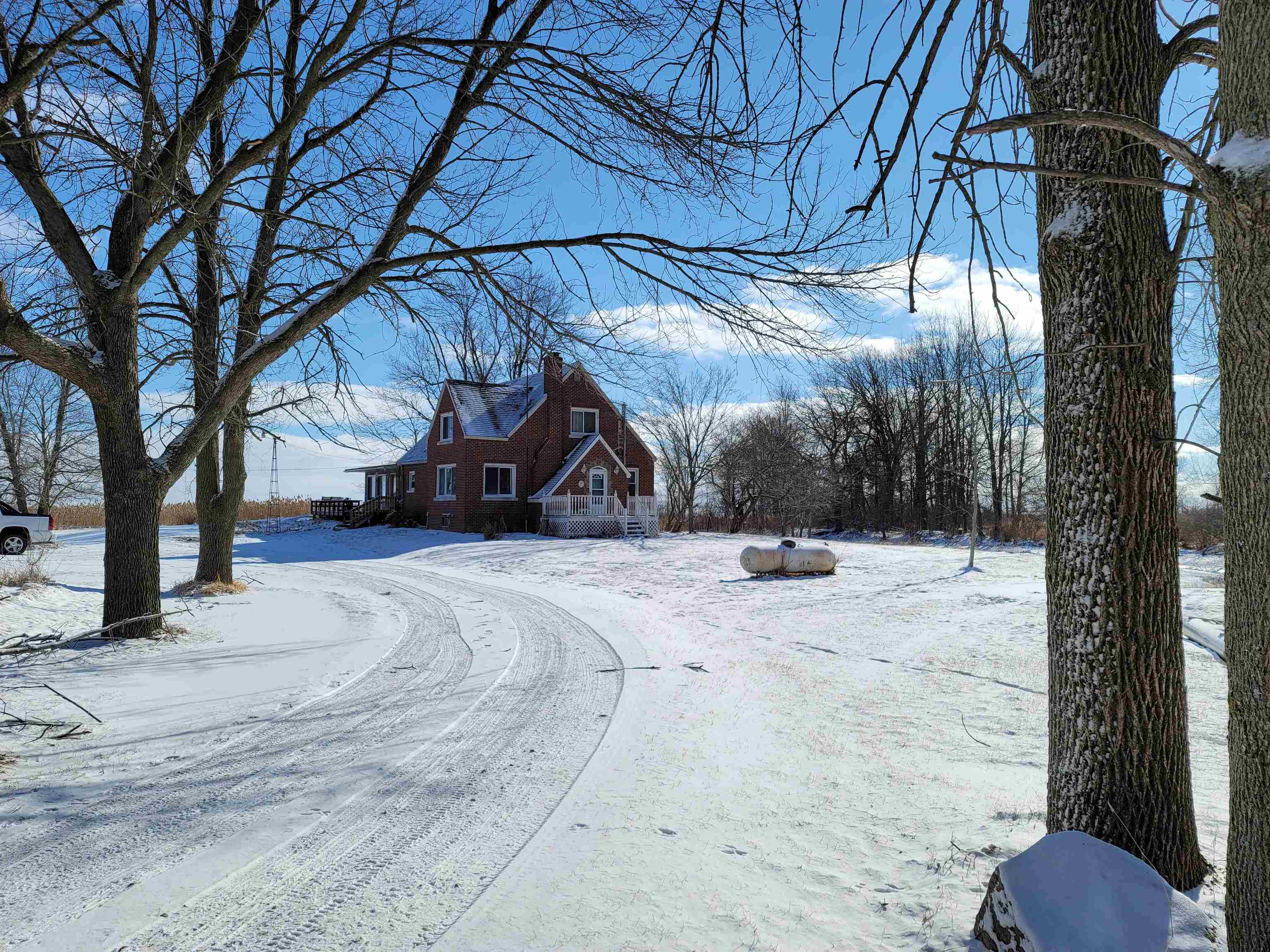 5444 East Whitefeather Road Pinconning, MI 48650 - Photo 22 of 66 1896999-21.JPG