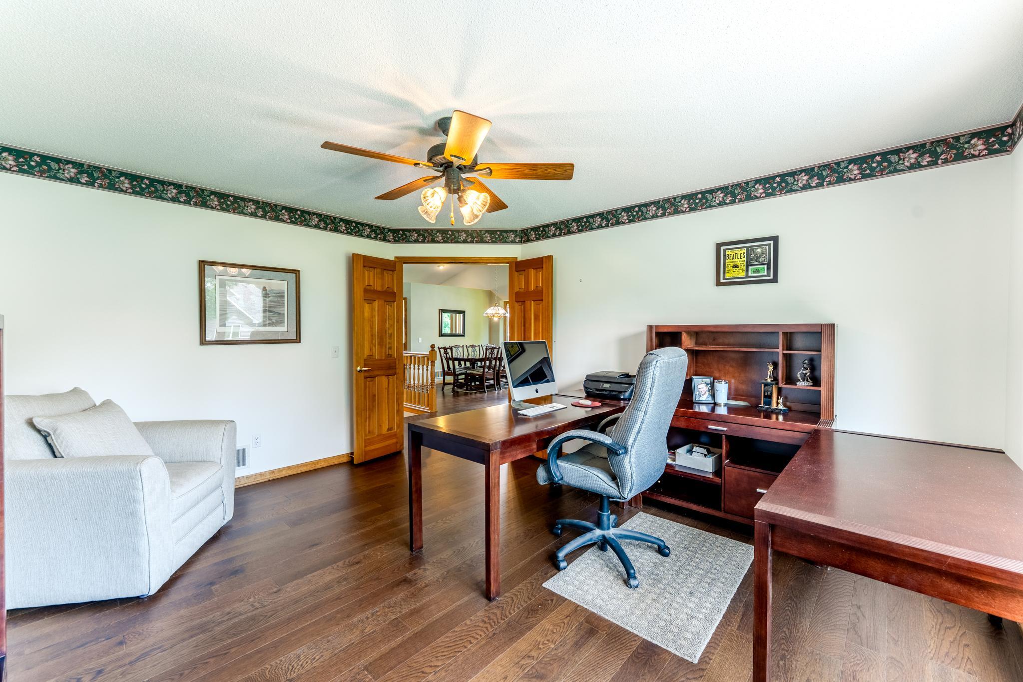 3022 Highpointe Curve Roseville, MN 55113 - Photo 17 of 38