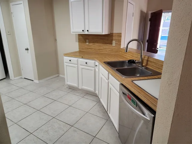 $1,695 | 3036 Walnut Springs Drive, Katy, TX 77449