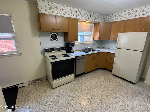 $269,900 | 126 Rosemont Street, Albany, NY 12203