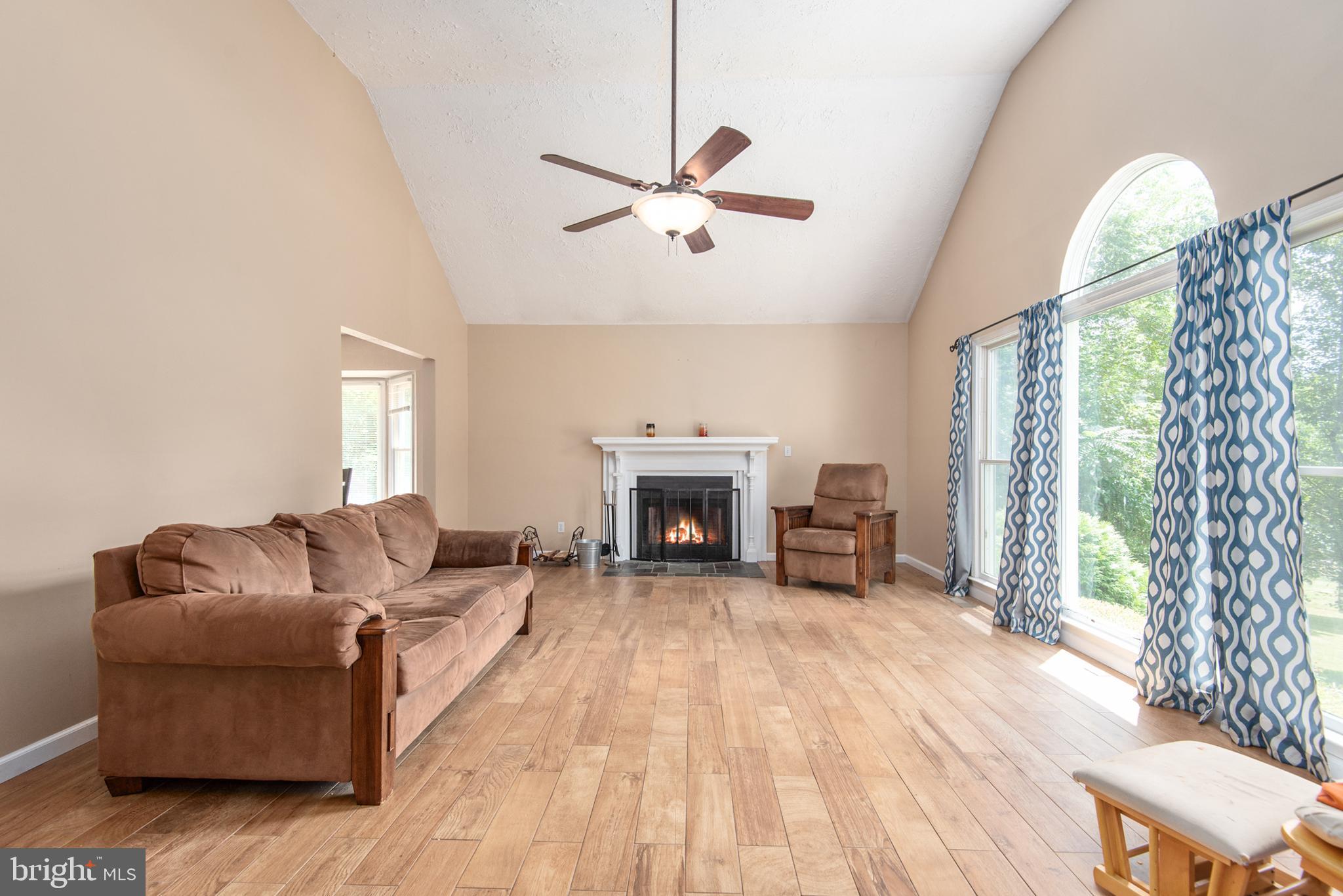 1068 Poplar Road Stafford, VA 22556 - Photo 10 of 40 Gallery Image 10