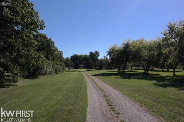 15256 Hogan Road Linden, MI 48451 - Photo 50 of 53 21214872-49.JPG