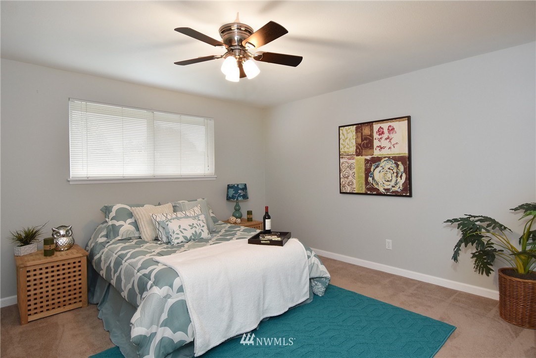 2517 Edmonds Avenue Northeast Renton, WA 98056 - Photo 14 of 25 Gallery Image 14