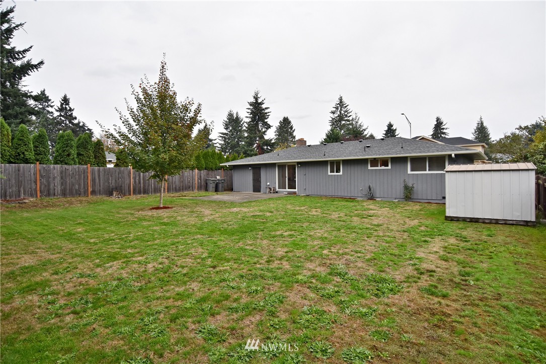 2517 Edmonds Avenue Northeast Renton, WA 98056 - Photo 23 of 25 Gallery Image 23