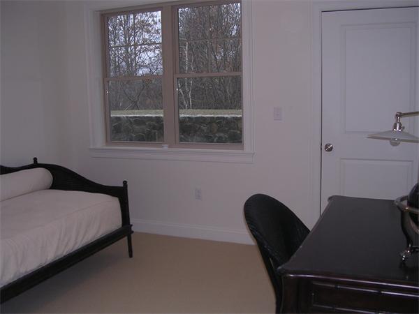 33 Intrepid Circle, Unit 106 Marblehead, MA 01945 - Photo 11 of 19 Gallery Image 11