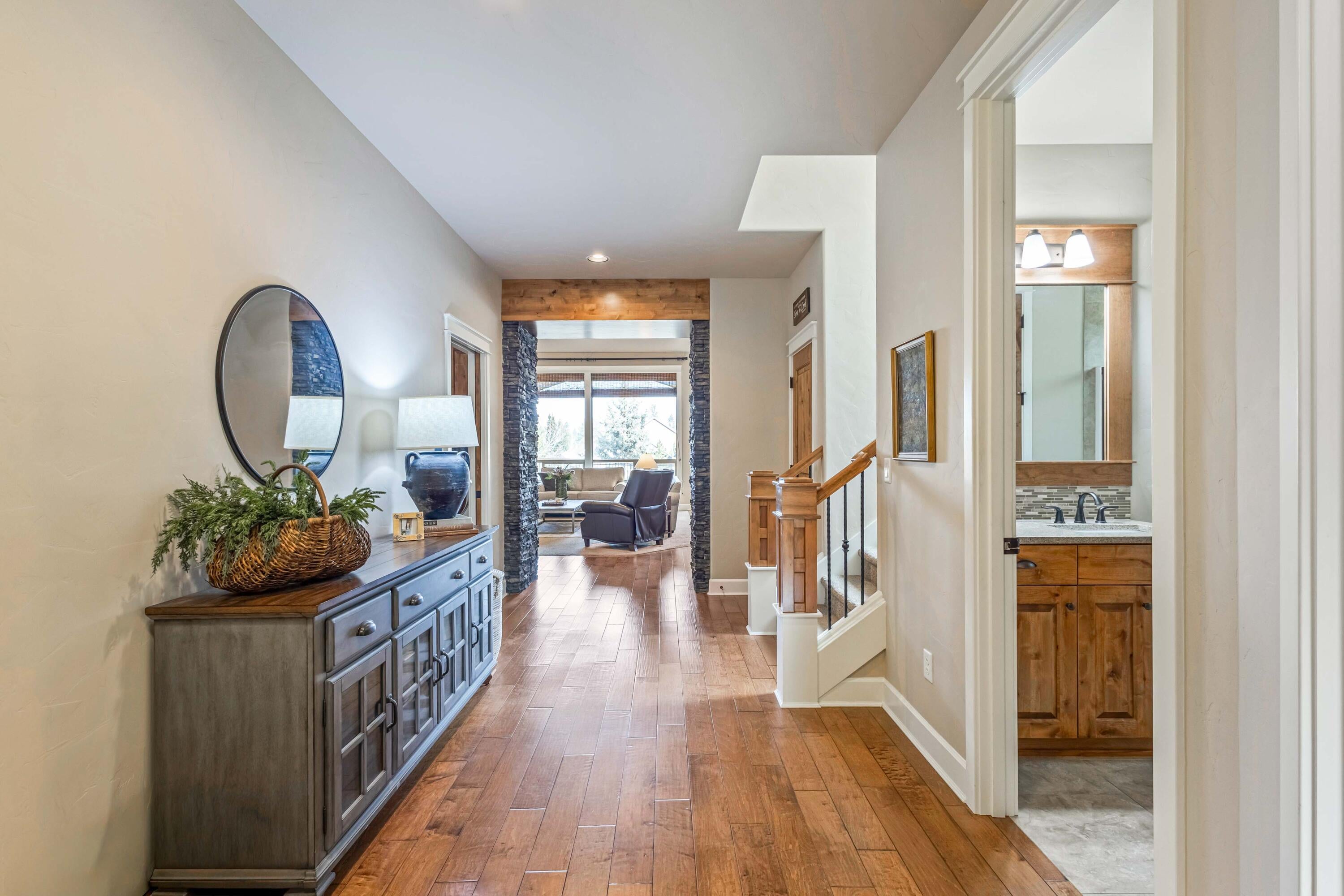 20870 Golden Gate Place Bend, OR 97702 - Photo 27 of 42 Entry way with bedroom & bathroom..