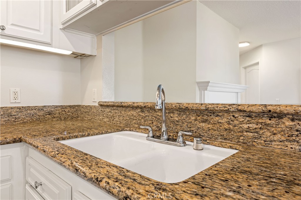 1401 North Greenbrier Road, Unit 202 Long Beach, CA 90815 - Photo 10 of 34 Kitch Sink