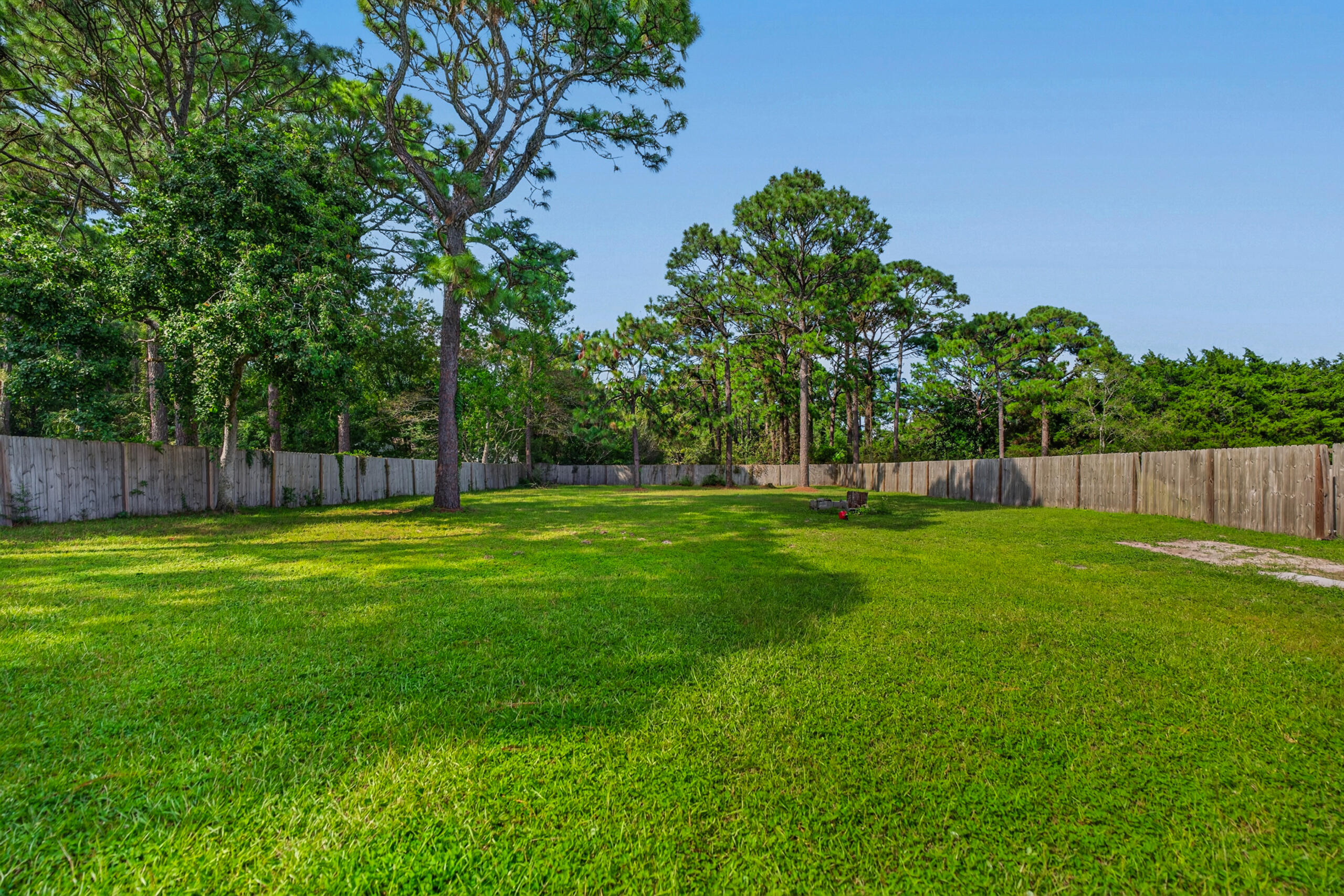 9150 Ridge Road Navarre, FL 32566 - Photo 61 of 66 YARD