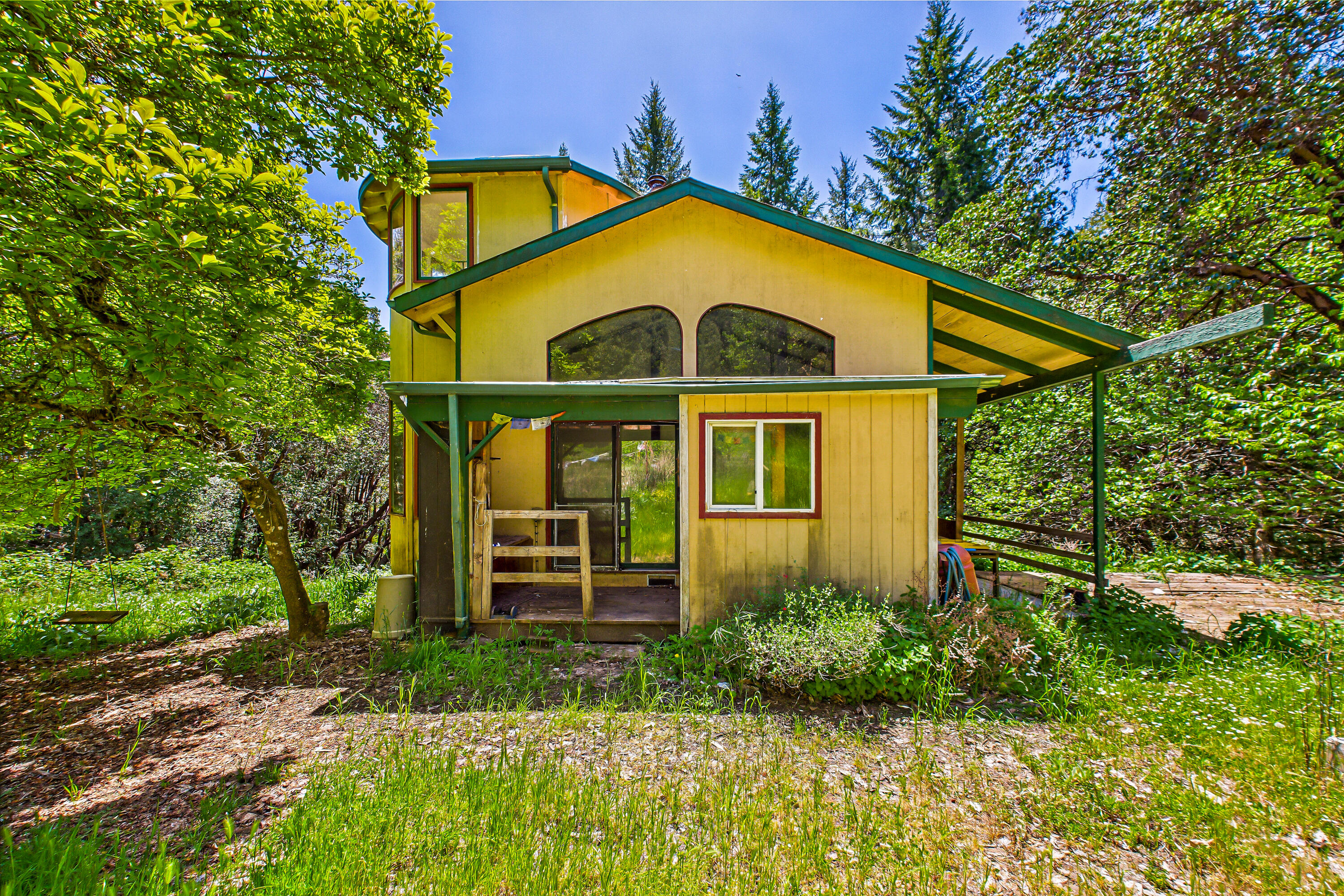 1520 Elk Rdg Road Redway, CA 95560 - Photo 1 of 86