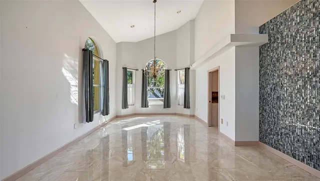 $800,000 | 2429 Whippoorwill Circle, Sarasota, FL 34231