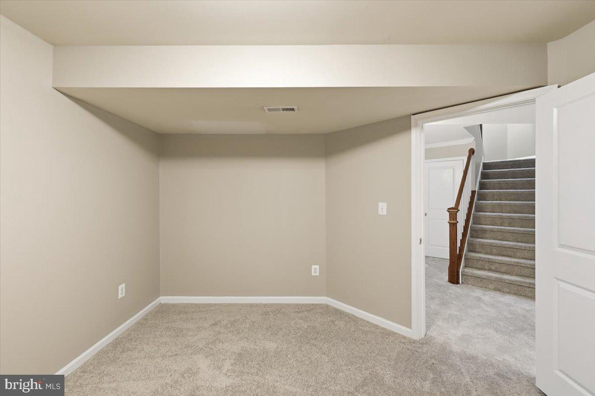 23706 Grapevine Ridge Terrace Clarksburg, MD 20871 - Photo 32 of 39 a view of an empty room