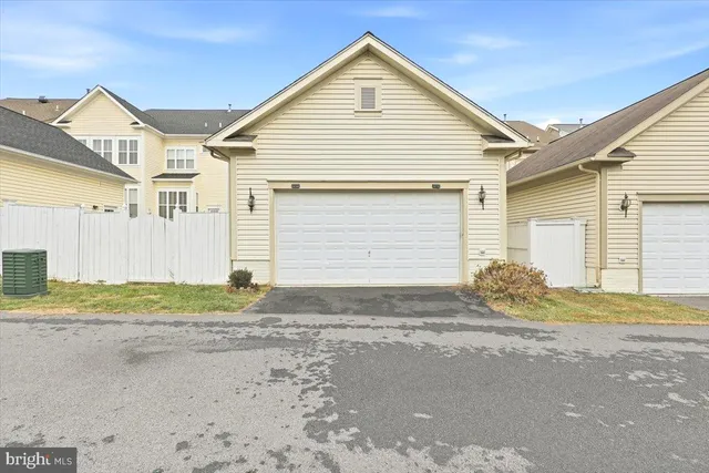 $4,450 | 23706 Grapevine Ridge Terrace, Clarksburg, MD 20871