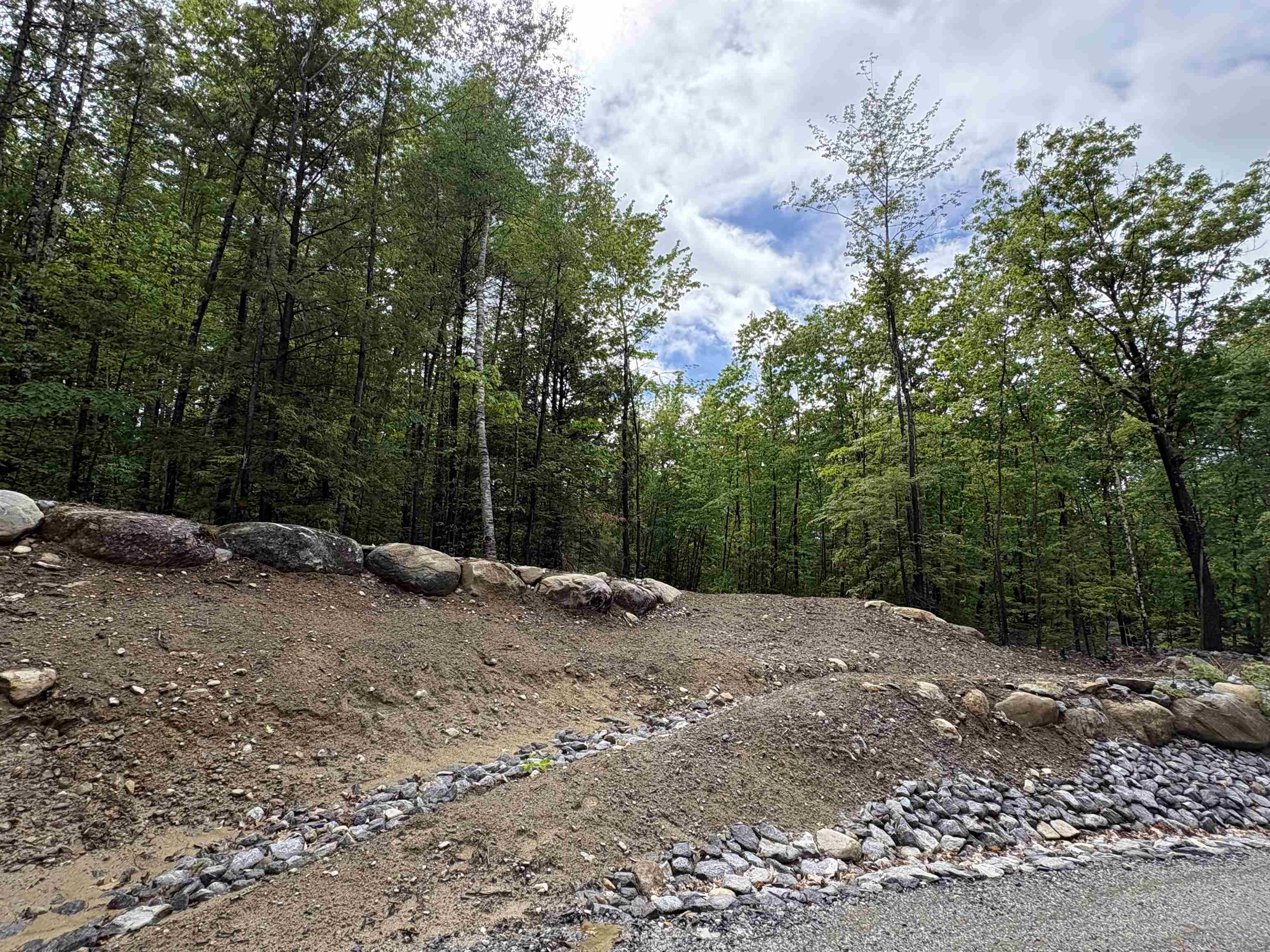 21-2 Leach Hill Road Goffstown, NH 03045 - Photo 12 of 19