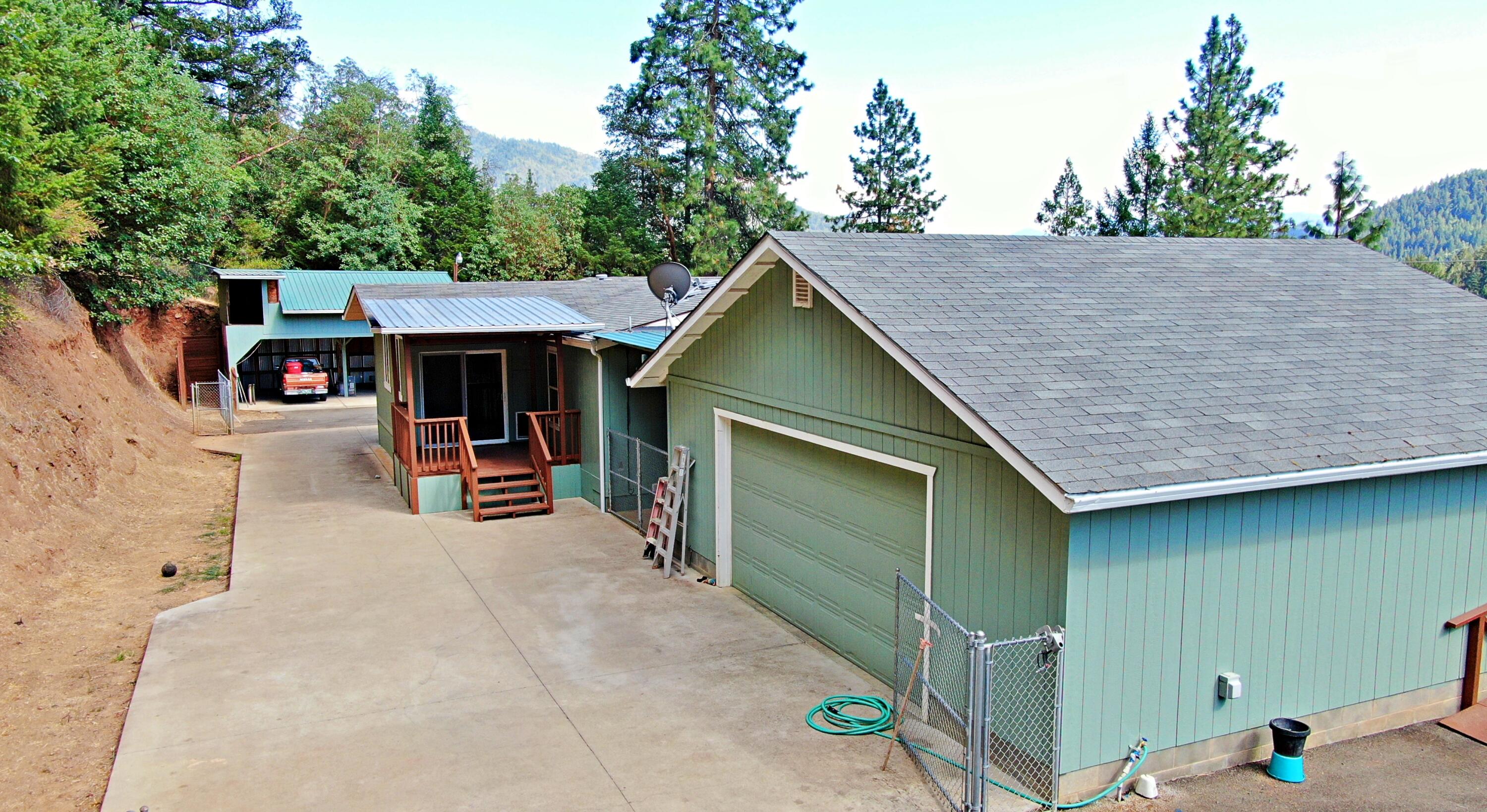 7732 North Applegate Road Grants Pass, OR 97527 - Photo 9 of 40 House and Garage