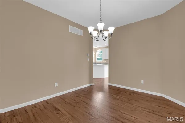 $495,000 | 340 Cambridgeshire Court, St. Peters, MO 63376
