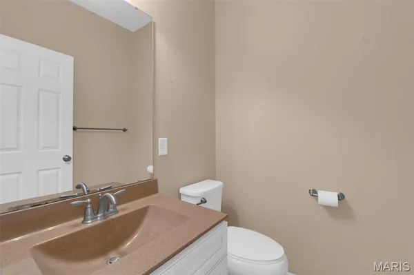 $495,000 | 340 Cambridgeshire Court, St. Peters, MO 63376