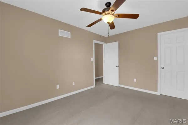 $495,000 | 340 Cambridgeshire Court, St. Peters, MO 63376