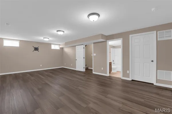 $495,000 | 340 Cambridgeshire Court, St. Peters, MO 63376