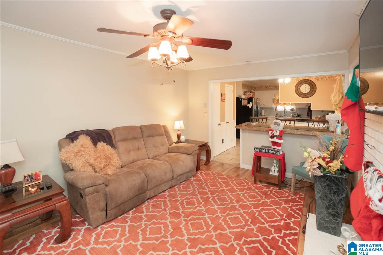 988 Ridgewood Circle Birmingham, AL 35235 - Photo 8 of 35