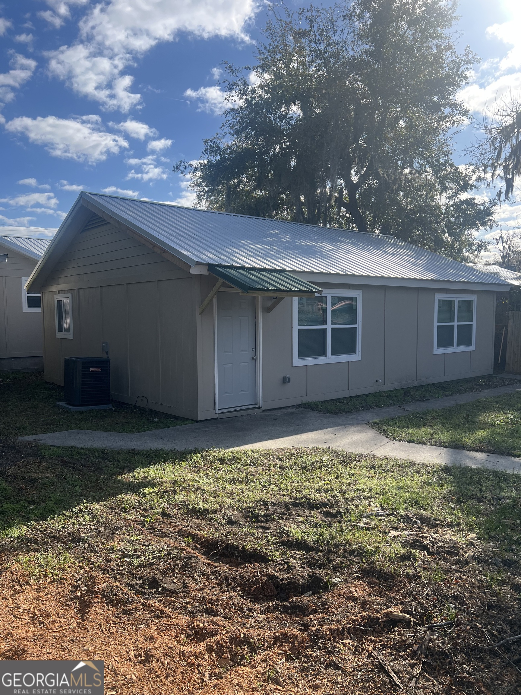 2721 Wolfe Street Brunswick, GA 31520 - Photo 4 of 14