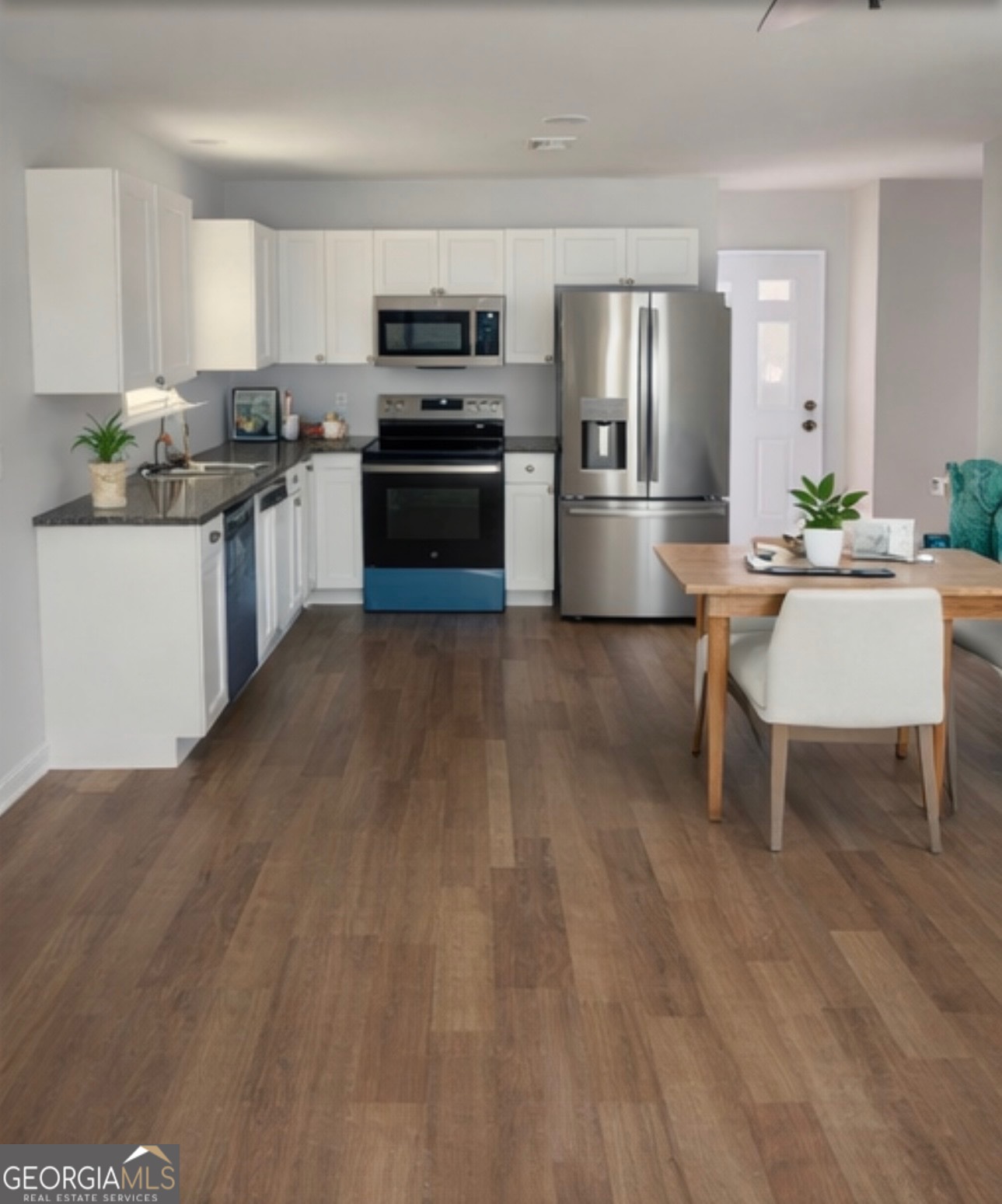 2721 Wolfe Street Brunswick, GA 31520 - Photo 10 of 14