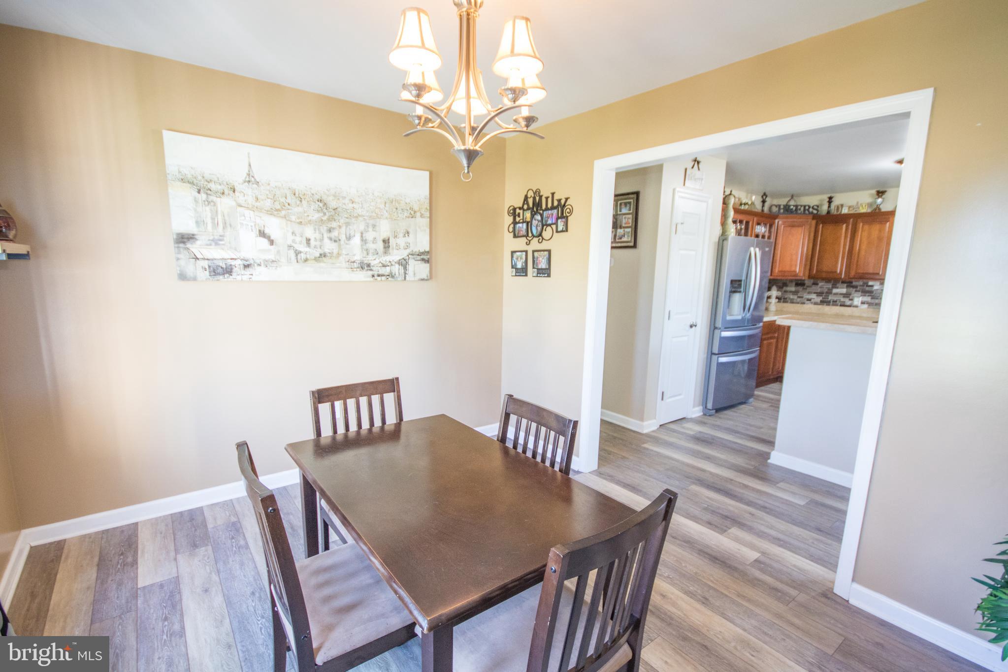 30026 Deanwood Road Princess Anne, MD 21853 - Photo 15 of 41 Dining room