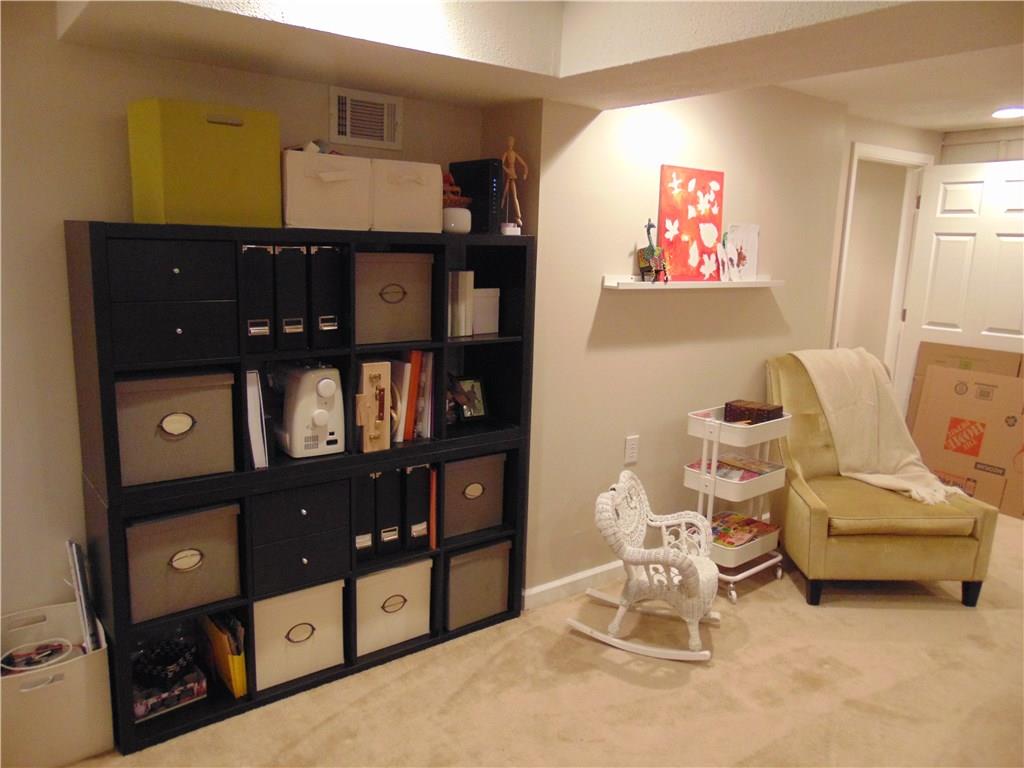 208 West Roberts Road Indianapolis, IN 46217 - Photo 22 of 32 Gallery Image 22