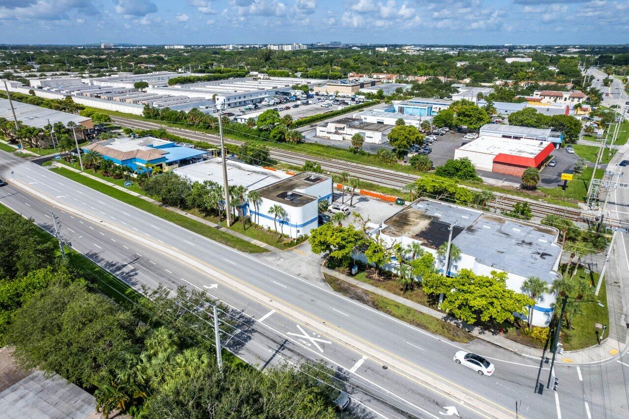3979 North Dixie Highway Boca Raton, FL 33431 - Photo 12 of 15 012-3797DixieHighway-BocaRaton-FL-33431-