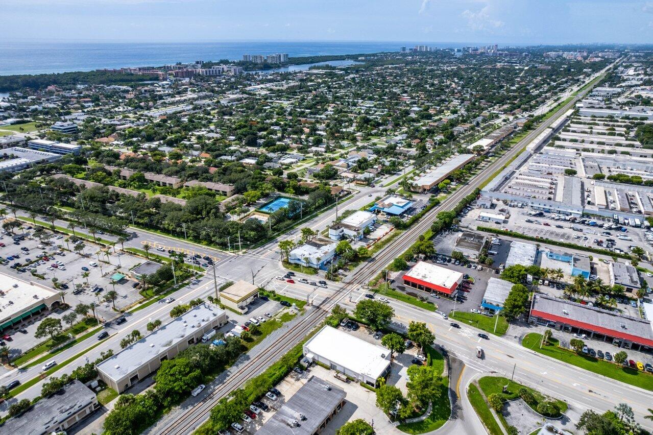 3979 North Dixie Highway Boca Raton, FL 33431 - Photo 15 of 15 015-3797DixieHighway-BocaRaton-FL-33431-
