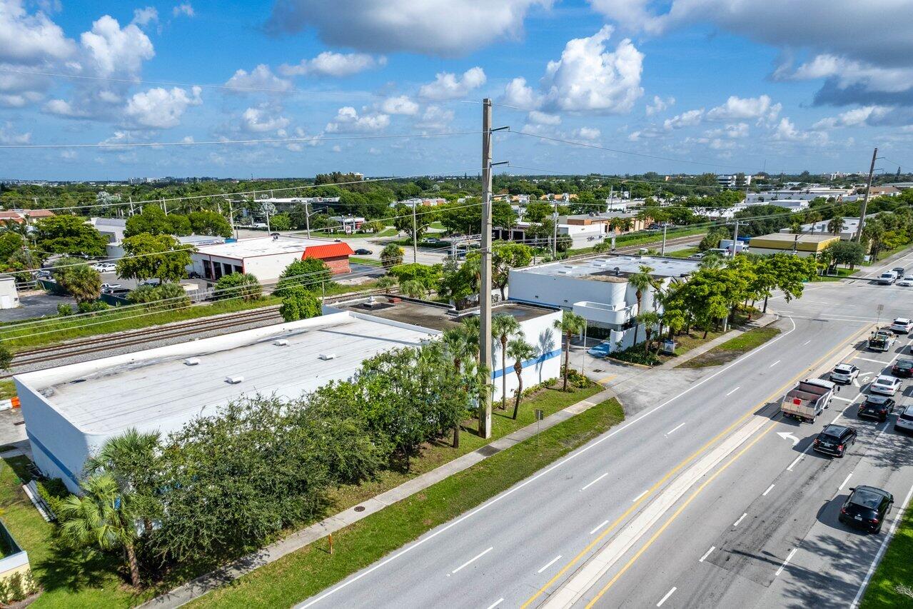 3979 North Dixie Highway Boca Raton, FL 33431 - Photo 2 of 15 002-3797DixieHighway-BocaRaton-FL-33431-