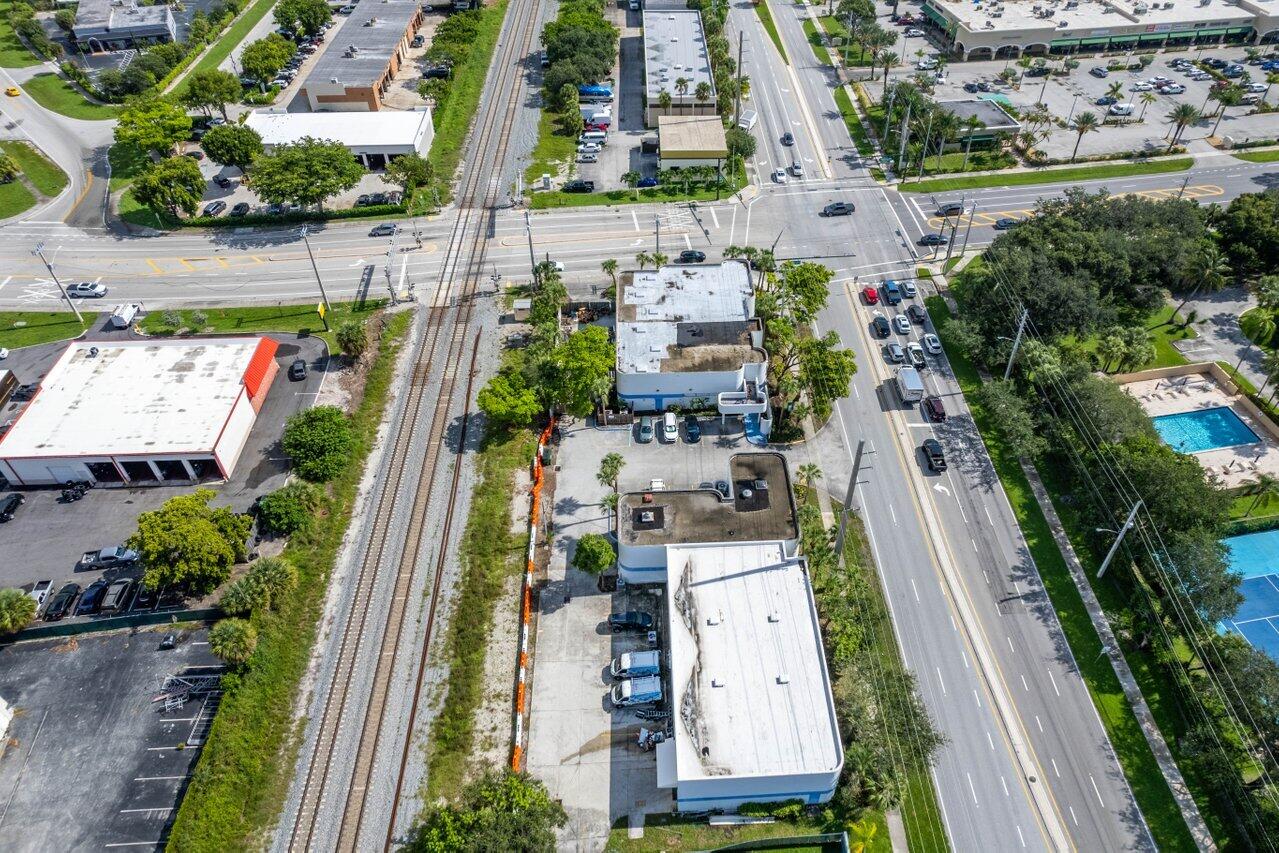 3979 North Dixie Highway Boca Raton, FL 33431 - Photo 6 of 15 006-3797DixieHighway-BocaRaton-FL-33431-