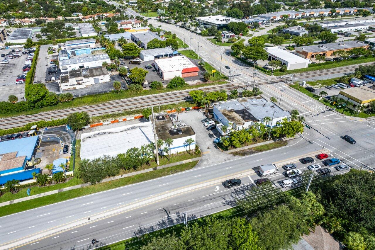 3979 North Dixie Highway Boca Raton, FL 33431 - Photo 7 of 15 007-3797DixieHighway-BocaRaton-FL-33431-