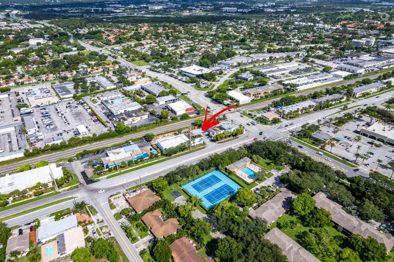 3979 North Dixie Highway Boca Raton, FL 33431 - Photo 10 of 15 010-3797DixieHighway-BocaRaton-FL-33431-