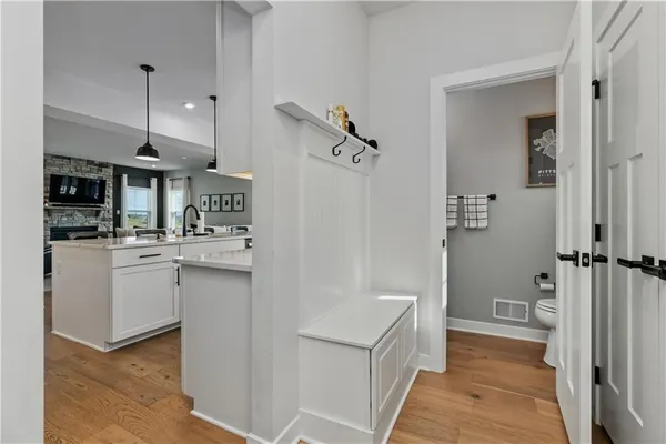 $675,000 | 1043 Wedgewood Drive, Jeannette, PA 15644